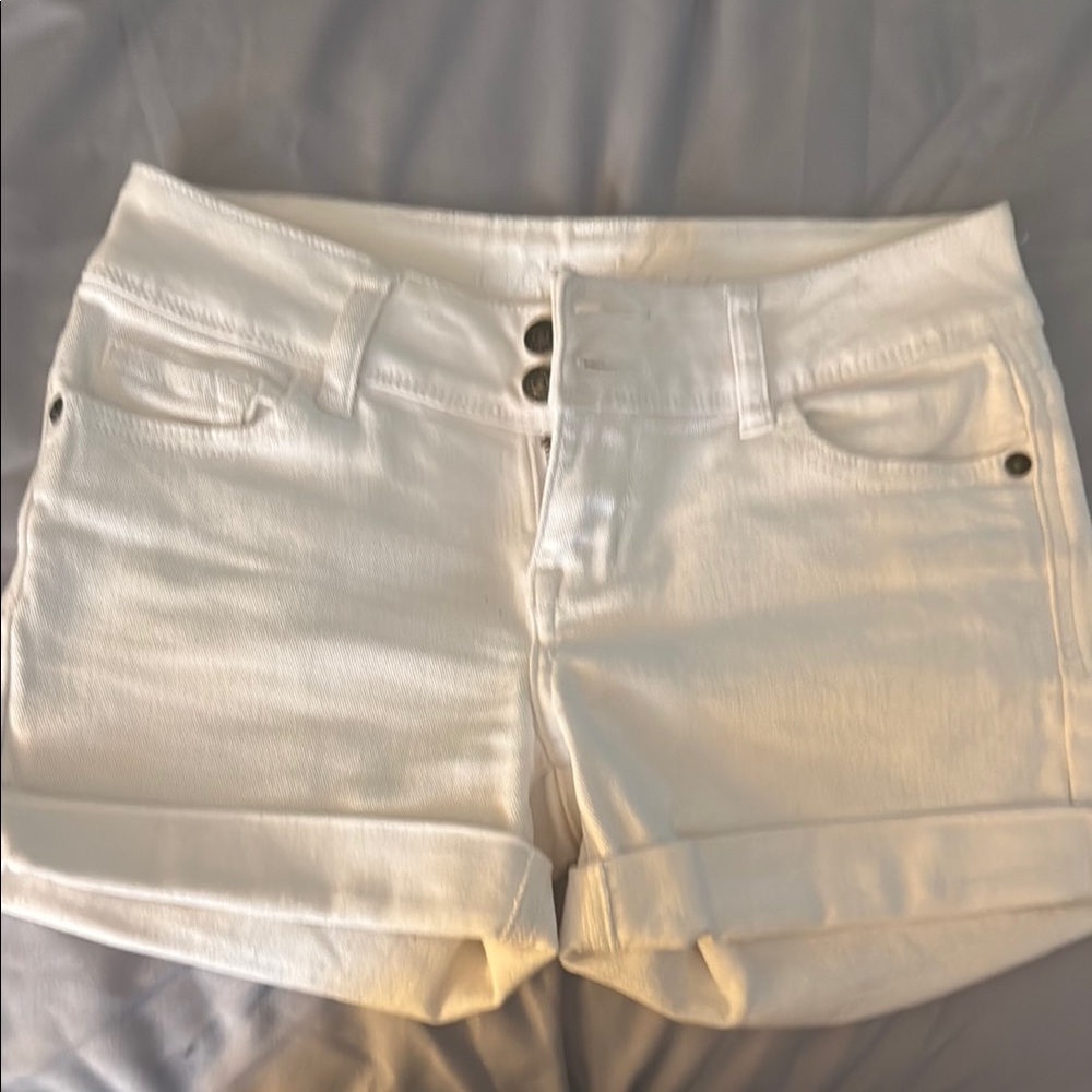 dELiA*s High Waist White Shorts